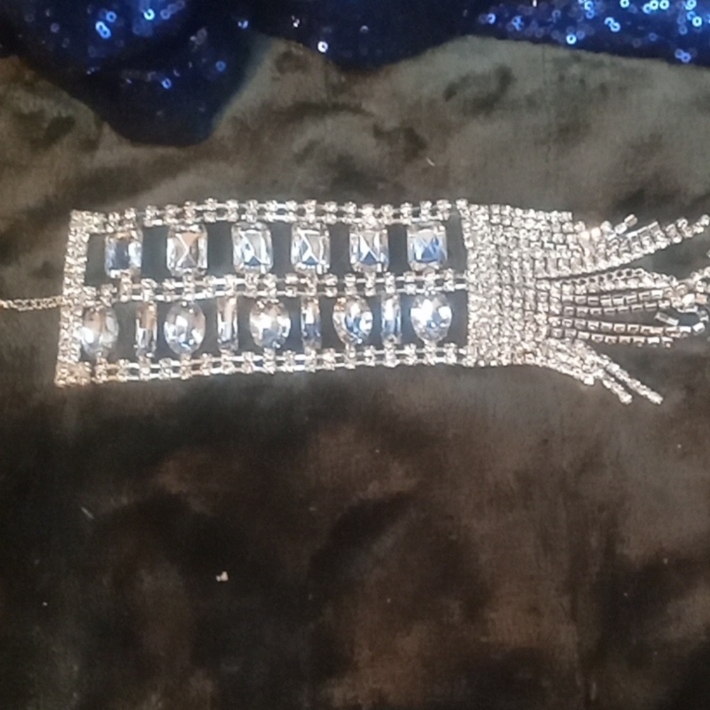 Beautiful silver bracelet os